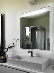 Lustro łazienkowe z podświetleniem led 60x90