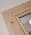 Lustro wiszące w ramie z naturalnego drewna 75x100