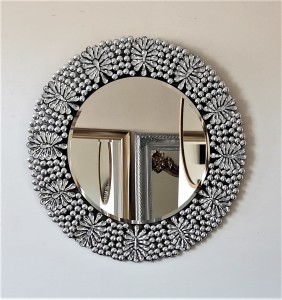 Lustro w stylu glamour z ramą kryształową