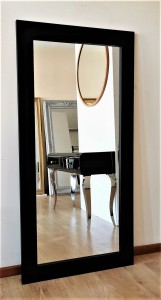 Nowoczesne lustro z czarną dębową ramą 80x160