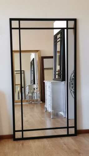 Wielkie dębowe lustro w stylu loftowym z czarną oprawą 100x180