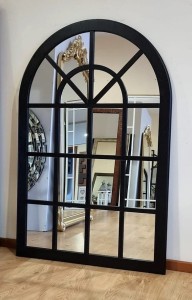 Łukowe lustro okno z dębową czarną ramą 100x150