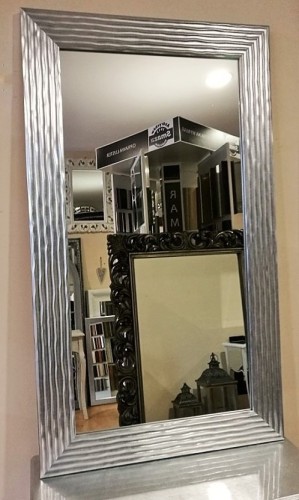 Lustro z ramą dekoracyjną srebrną 70x120