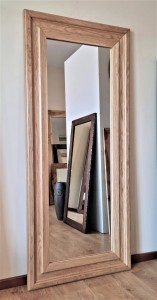 Okazałe lustro z pięknie frezowaną ramą dębową 80 x 180