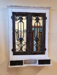 Rustykalne lustro z szufladkami 62 x 82