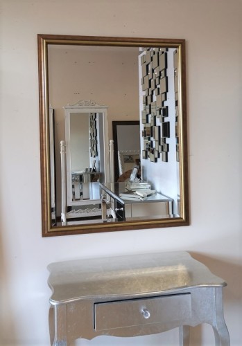 Lustro w drewnianej ramie miedziano złotej 80x100