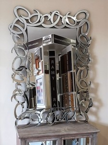 Zjawiskowe lustro w ażurowej oprawie z luster 89x121