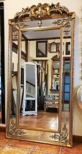 Duże lustro z ramą lustrzaną i złotymi zdobieniami 92x185