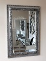 Lustro z piękną ramą drewnianą srebrne 75x115