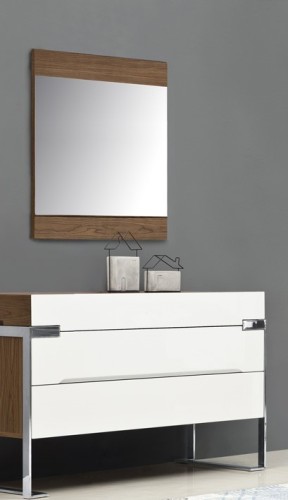 Eleganckie minimalistyczne lustro z drewnianymi panelami 70x80